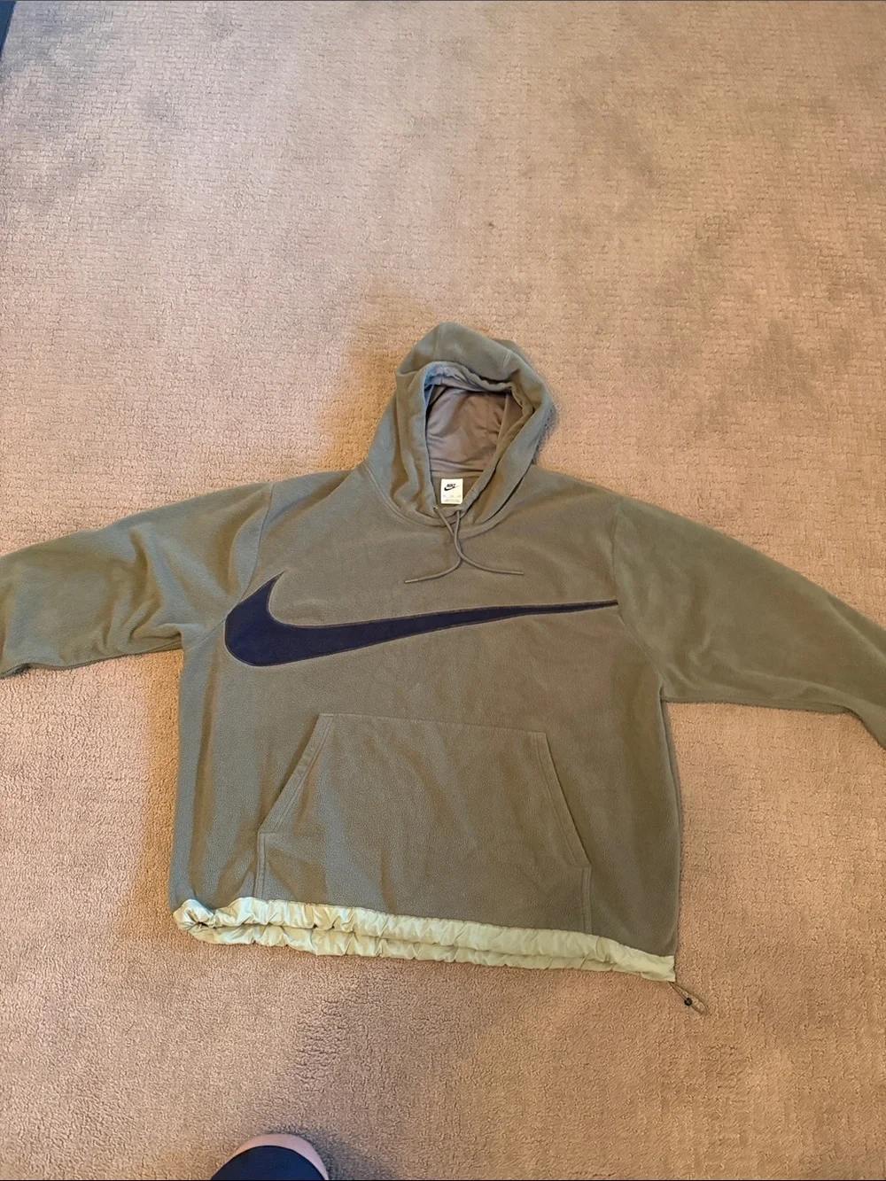 Nike Men's Olive Green Hoodie with Black Swoosh XXL